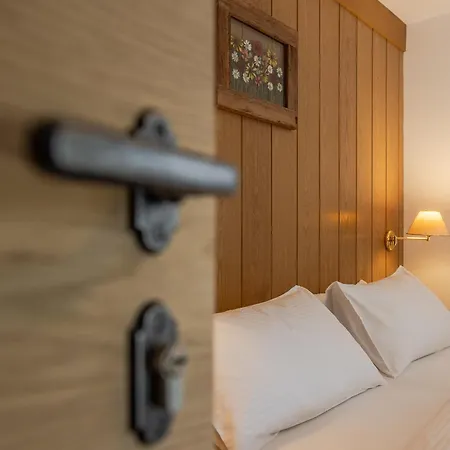 Bed & Breakfast Resi *