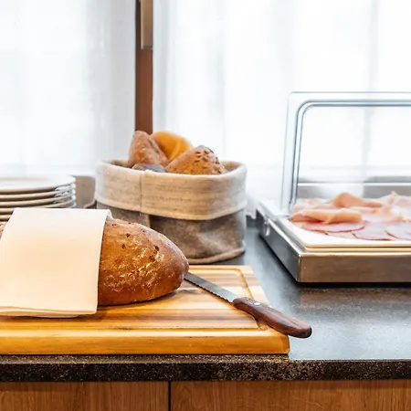 Bed & Breakfast Resi *